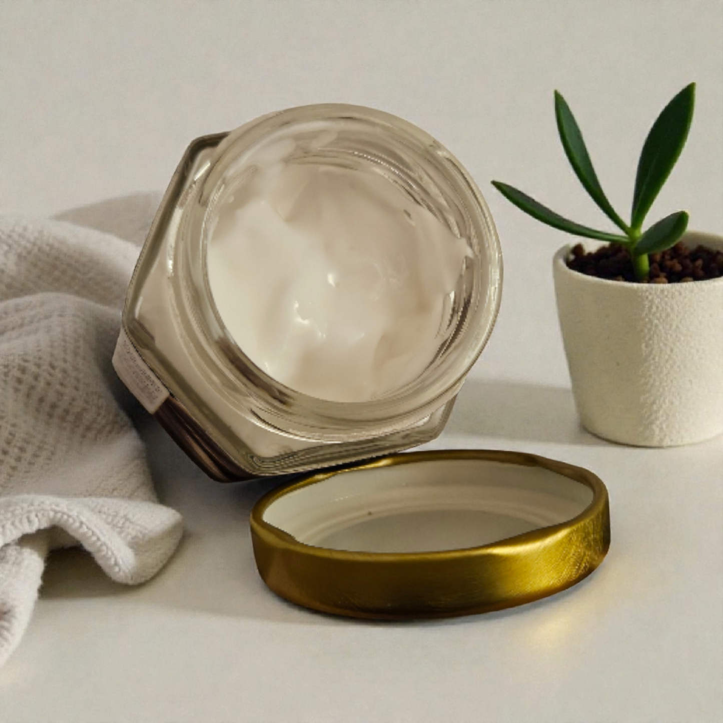 SOLARA Face & Body Cream