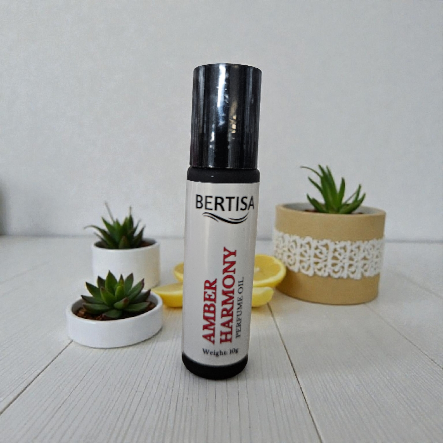 Amber Harmony Perfume Oil – Warm Woody Roll-On, 10g