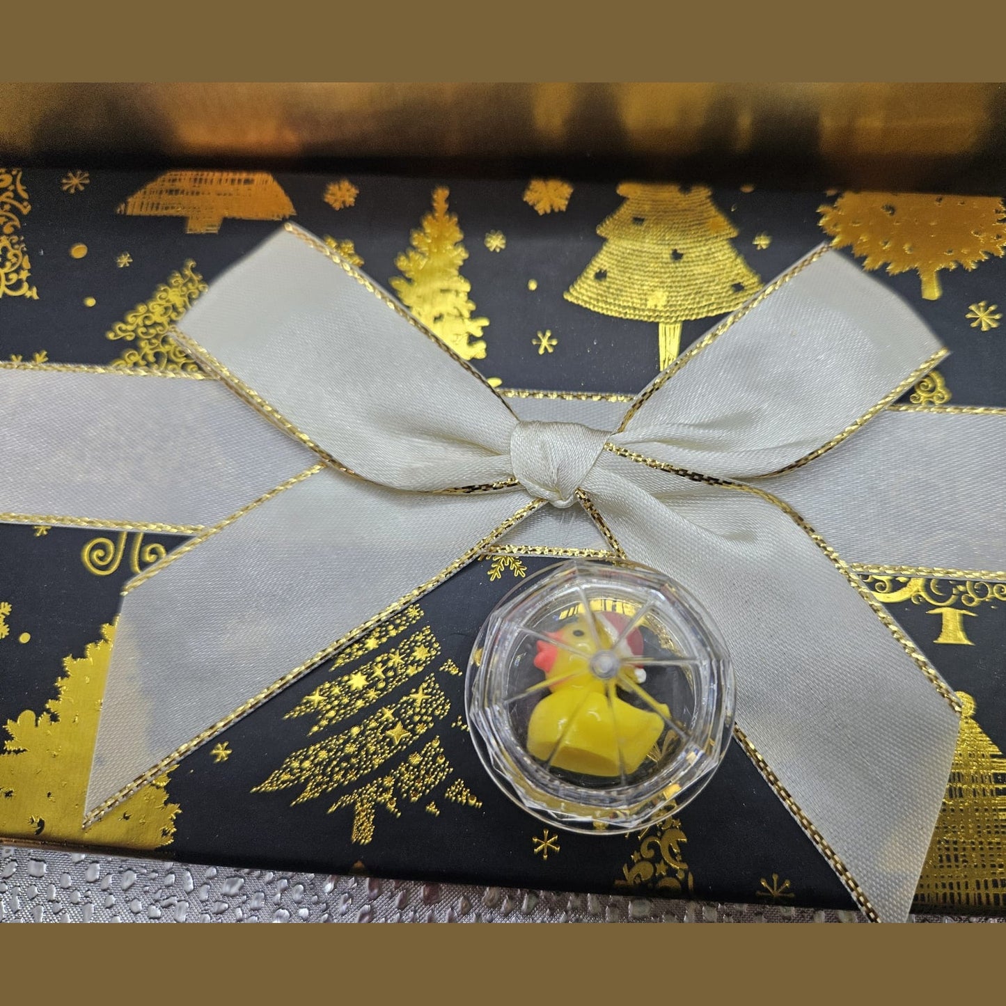 Christmas Foaming Bath Salt Pampering Set