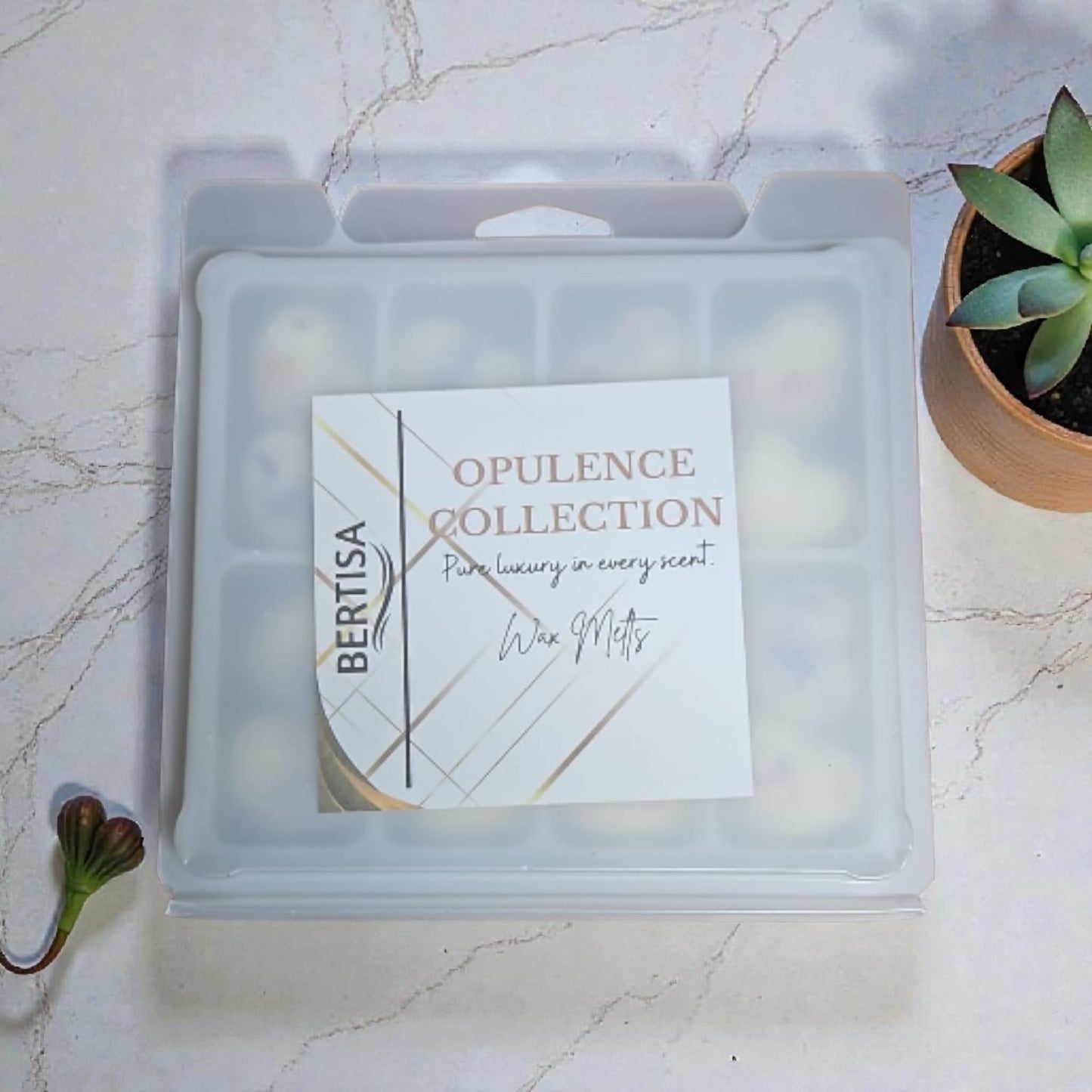 Opulence Collection Wax Melt Clamshell | 16 Hearts | Luxury Scents