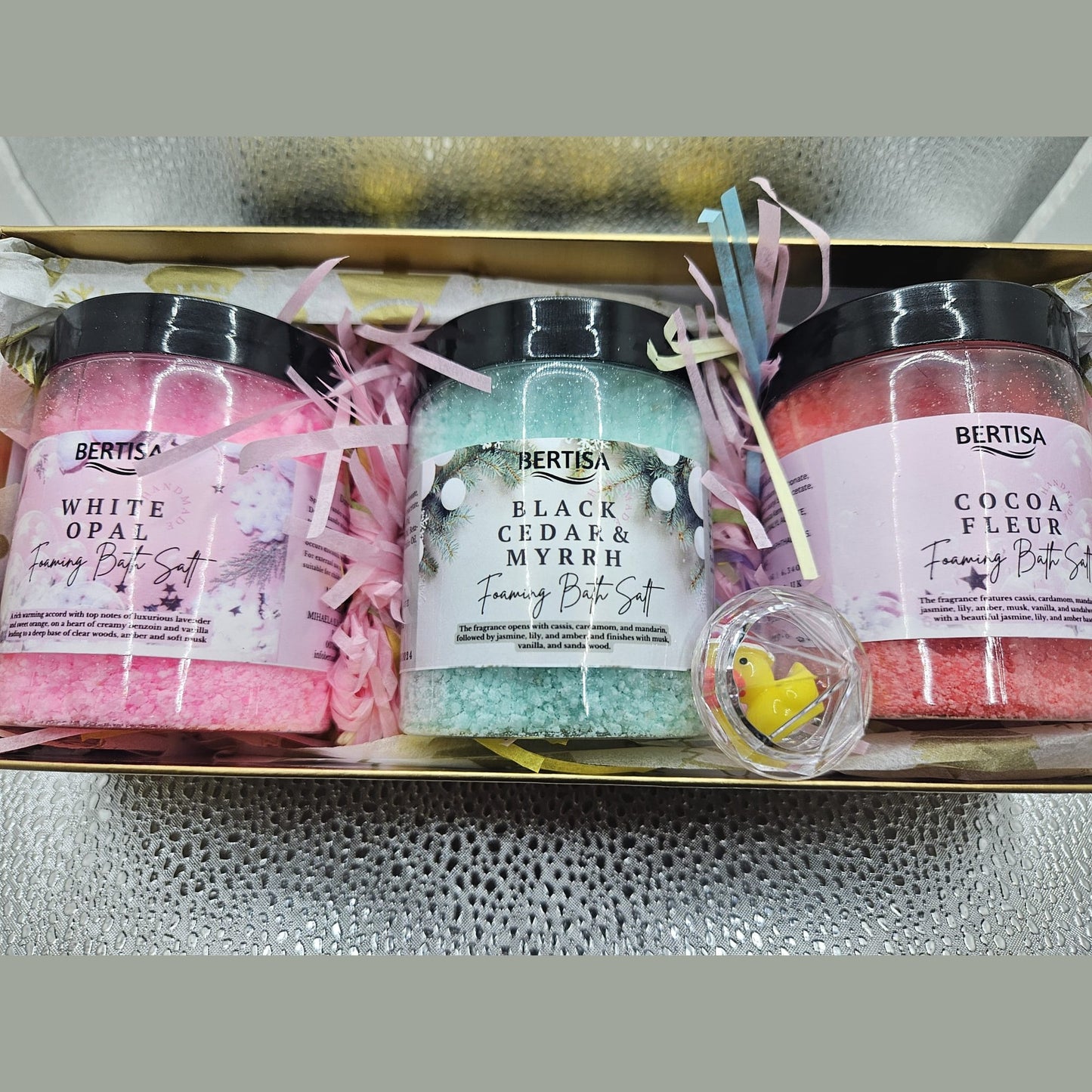 Christmas Foaming Bath Salt Pampering Set
