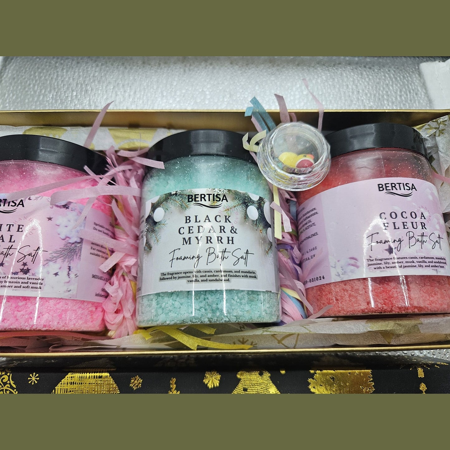 Christmas Foaming Bath Salt Pampering Set
