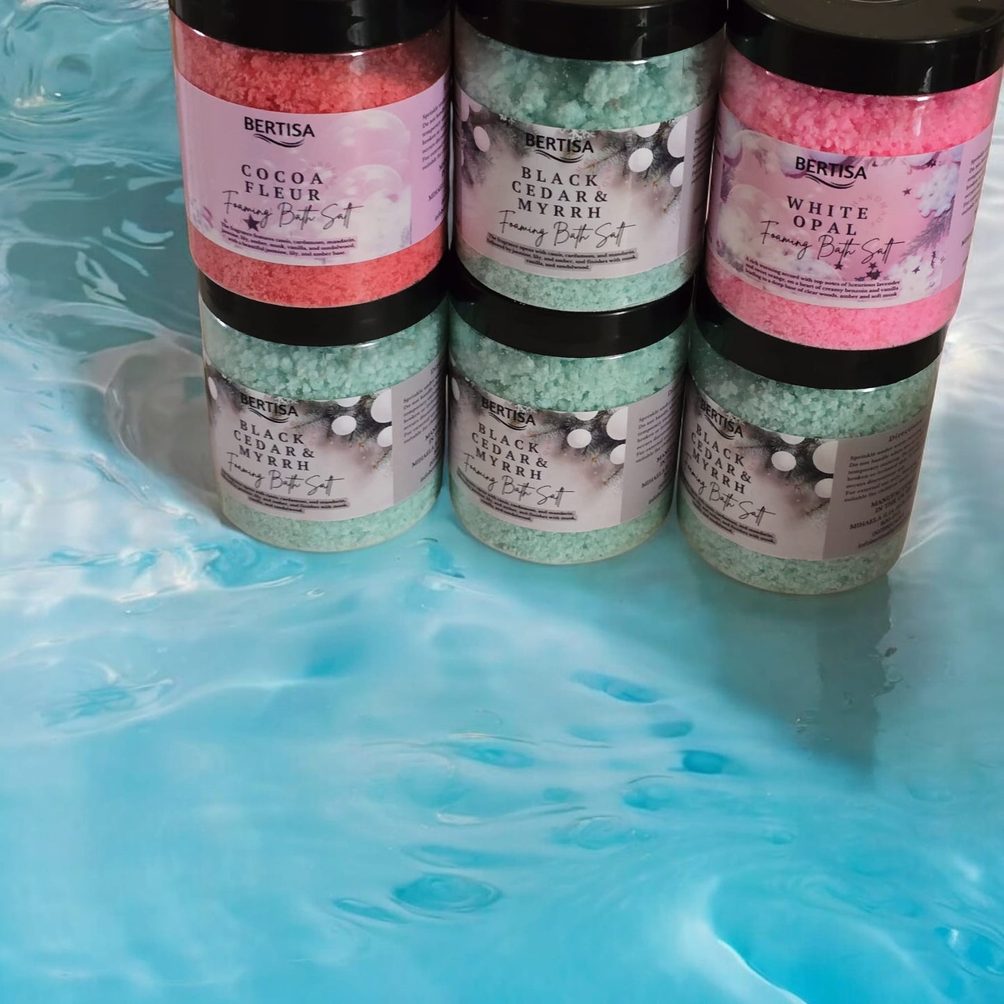 Black Cedar & Myrrh Foaming Bath Salts – 180g