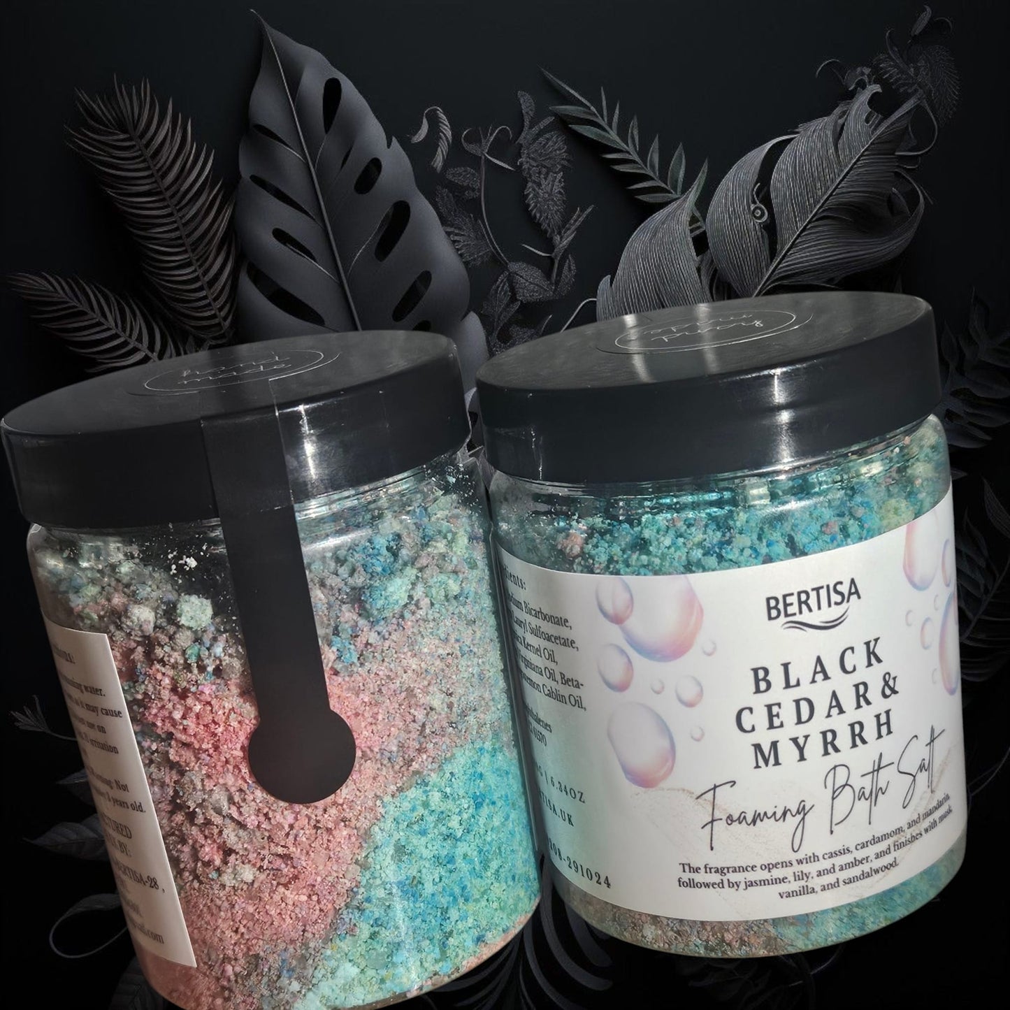 Black Cedar & Myrrh Foaming Bath Salts – 180g